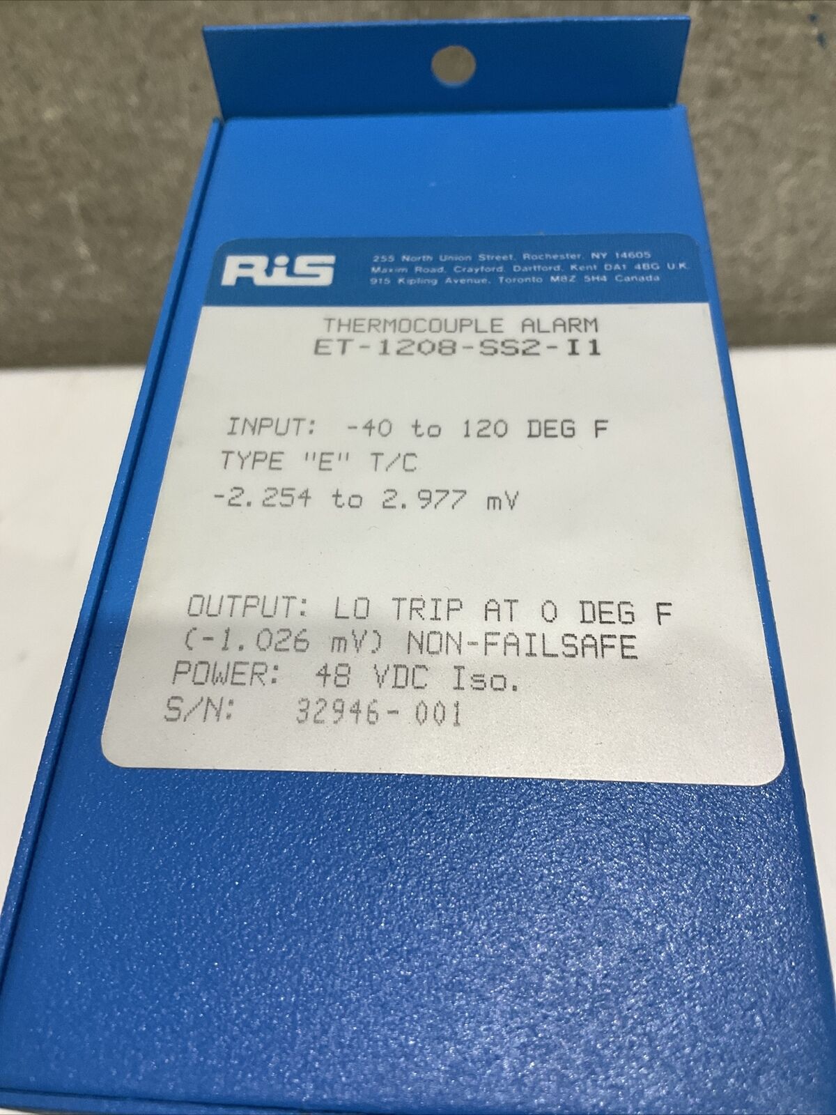 RIS ET-1208-SS2-I1 SINGLE THERMOCOUPLE TC/MV ALARM WITH ADJUSTABLE DEADBAND 373