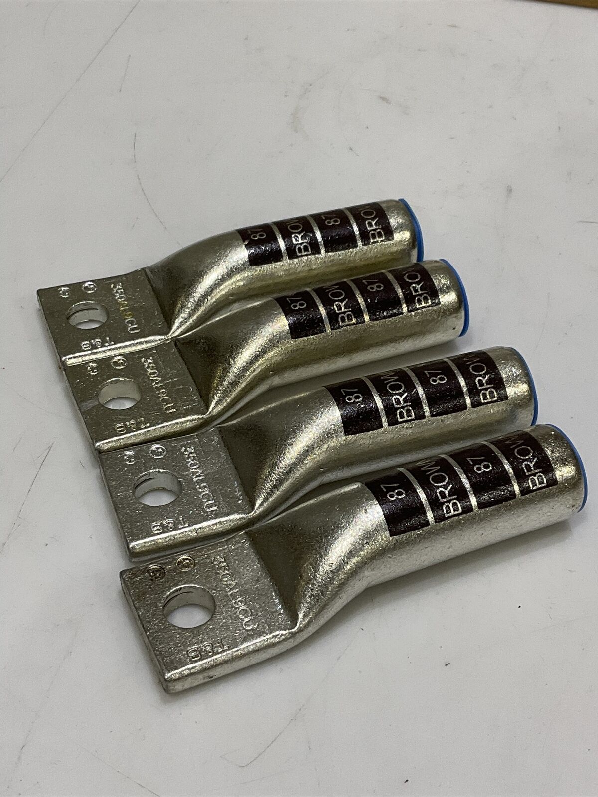 THOMAS & BETTS 69165 BROWN 87 LUG PRESSURE TERMINAL CONNECTOR LOT OF 4 373