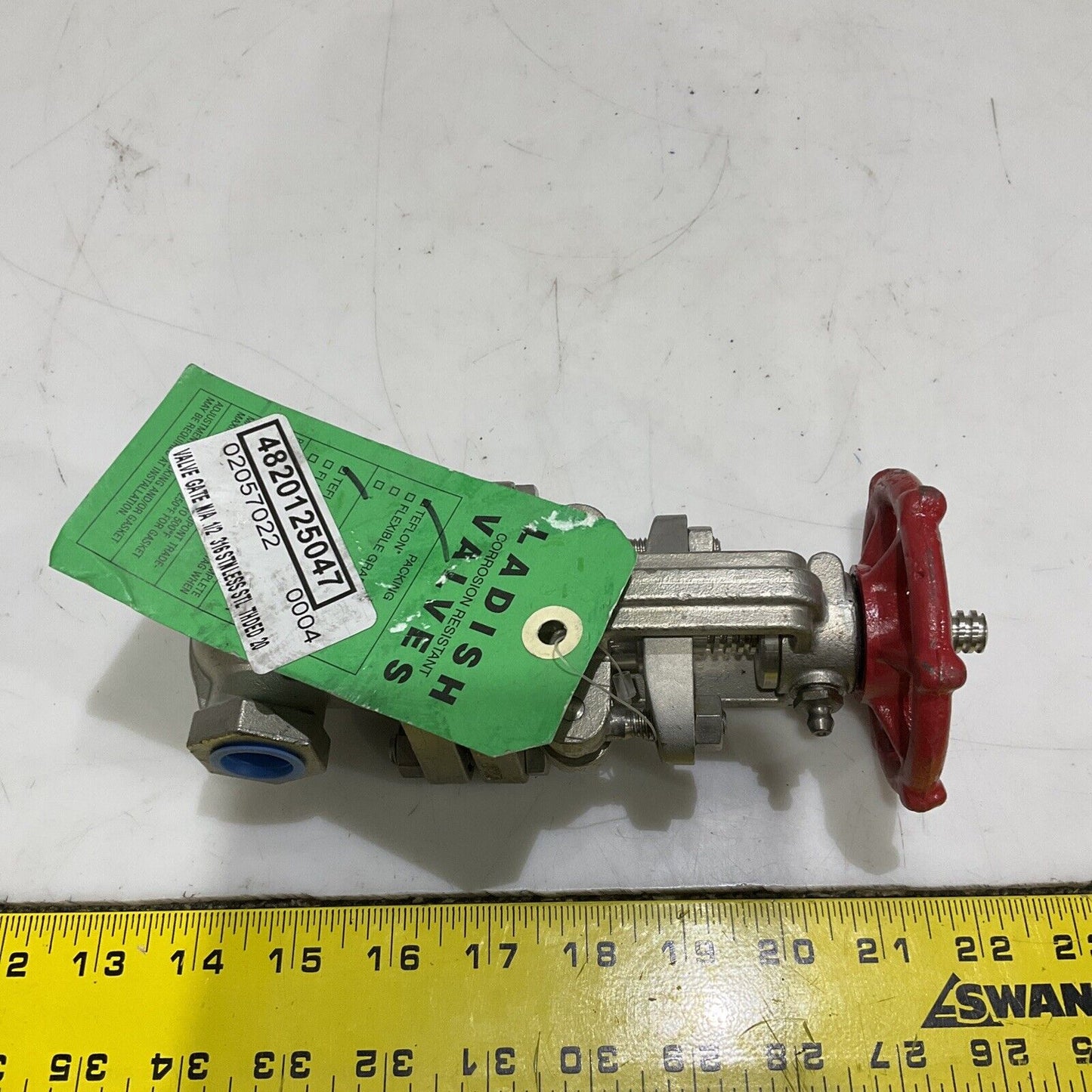 LANDISH VALVE 8270071405B GATE VALVE 1/2” 150 B16.34 275 PSI 100F LOT OF 2 373