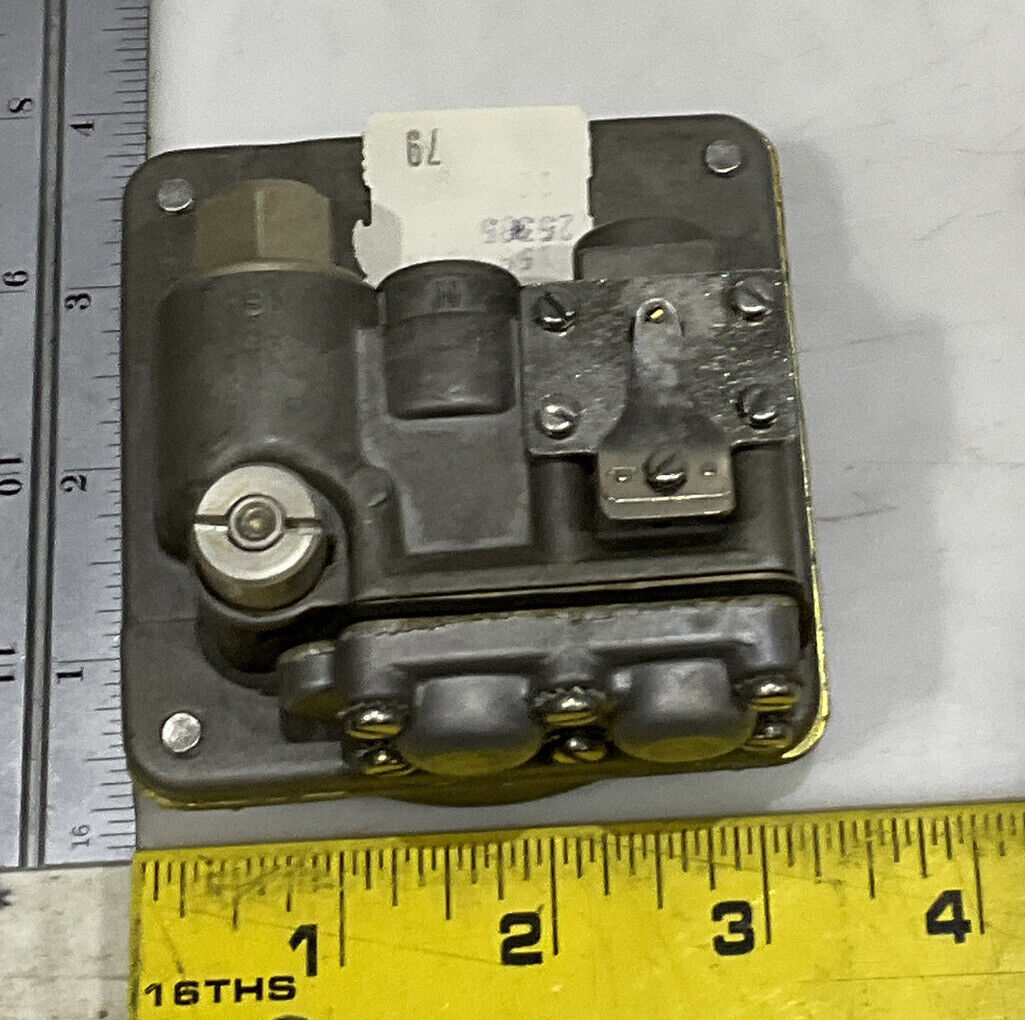 BAILEY CONTROLS 5316500A1 BSTR RELAY 373