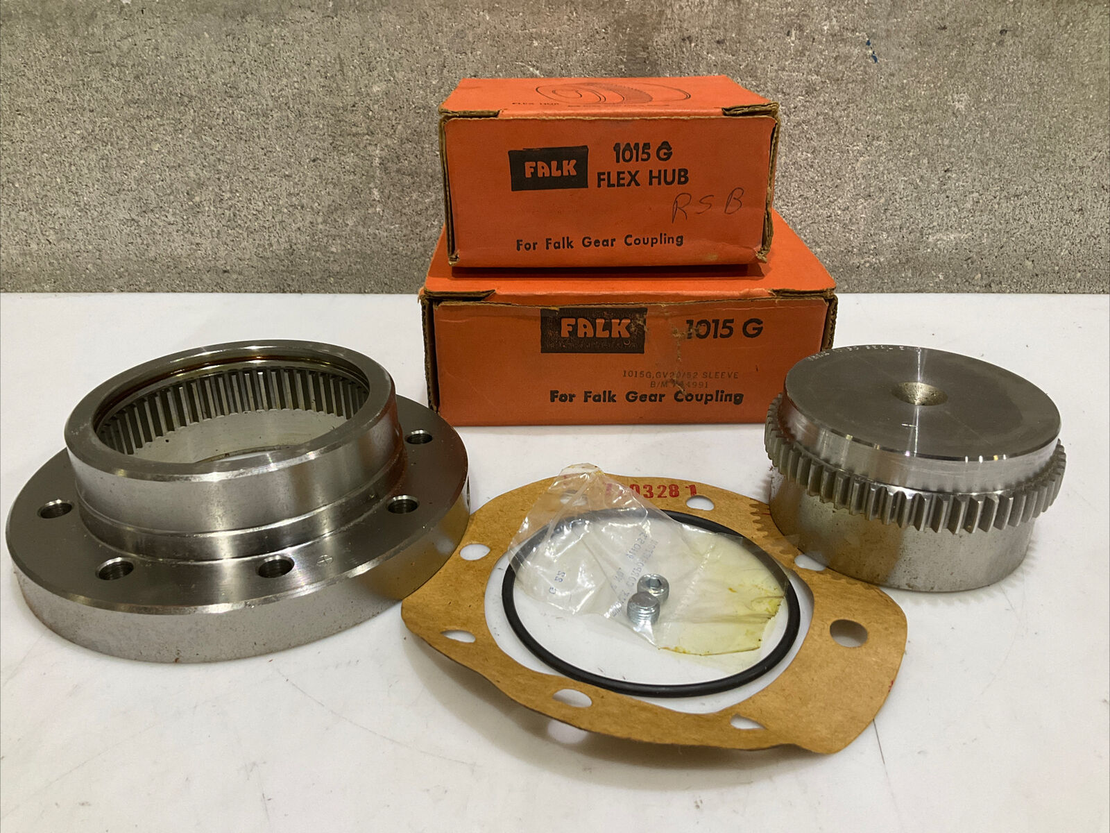 falk gear FALK 1015 G GVS0/52 SLEEVE & FLEX HUB FOR FALK GEAR COUPLING 373