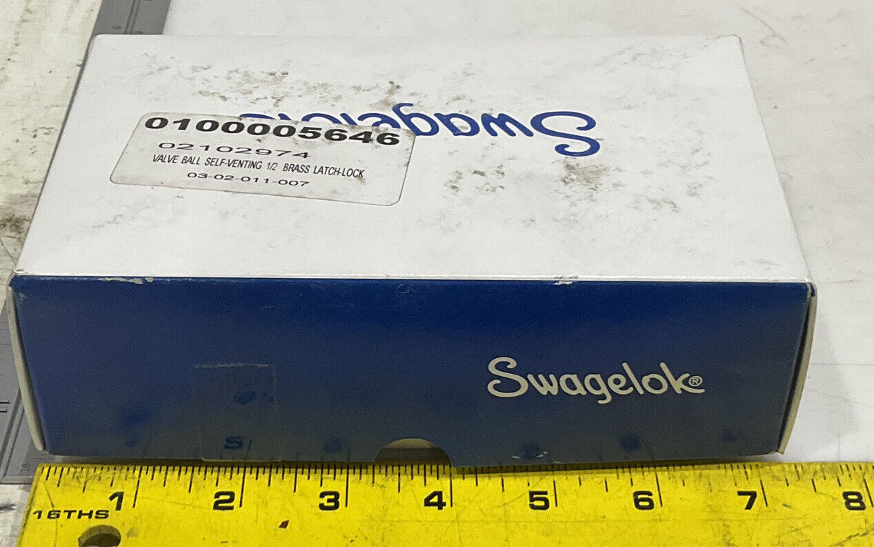 SWAGELOK B-45VS8-LL-RD BALL VALVE 373