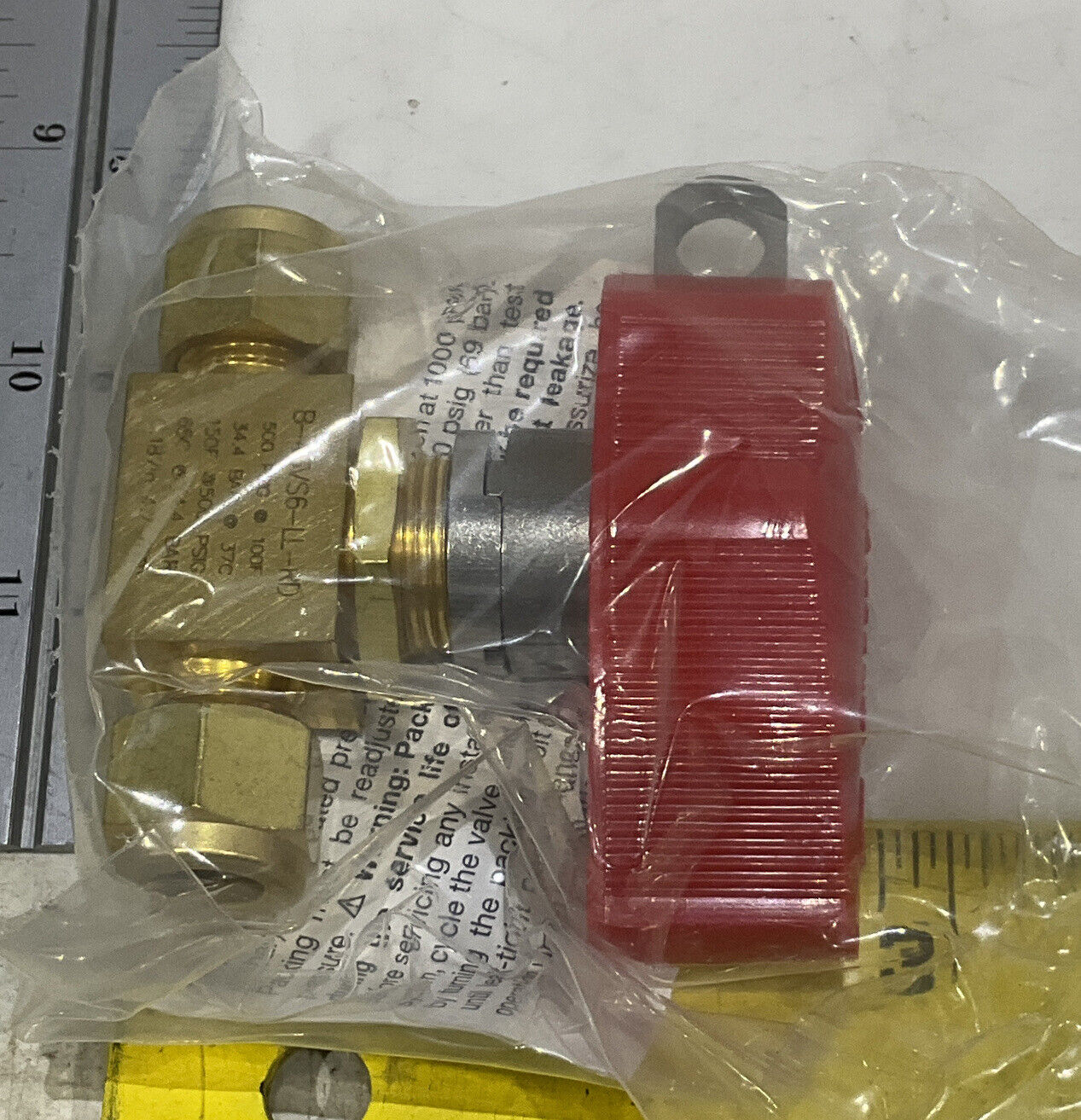 SWAGELOK B-43VS6-LL-RD BALL VALVE 373