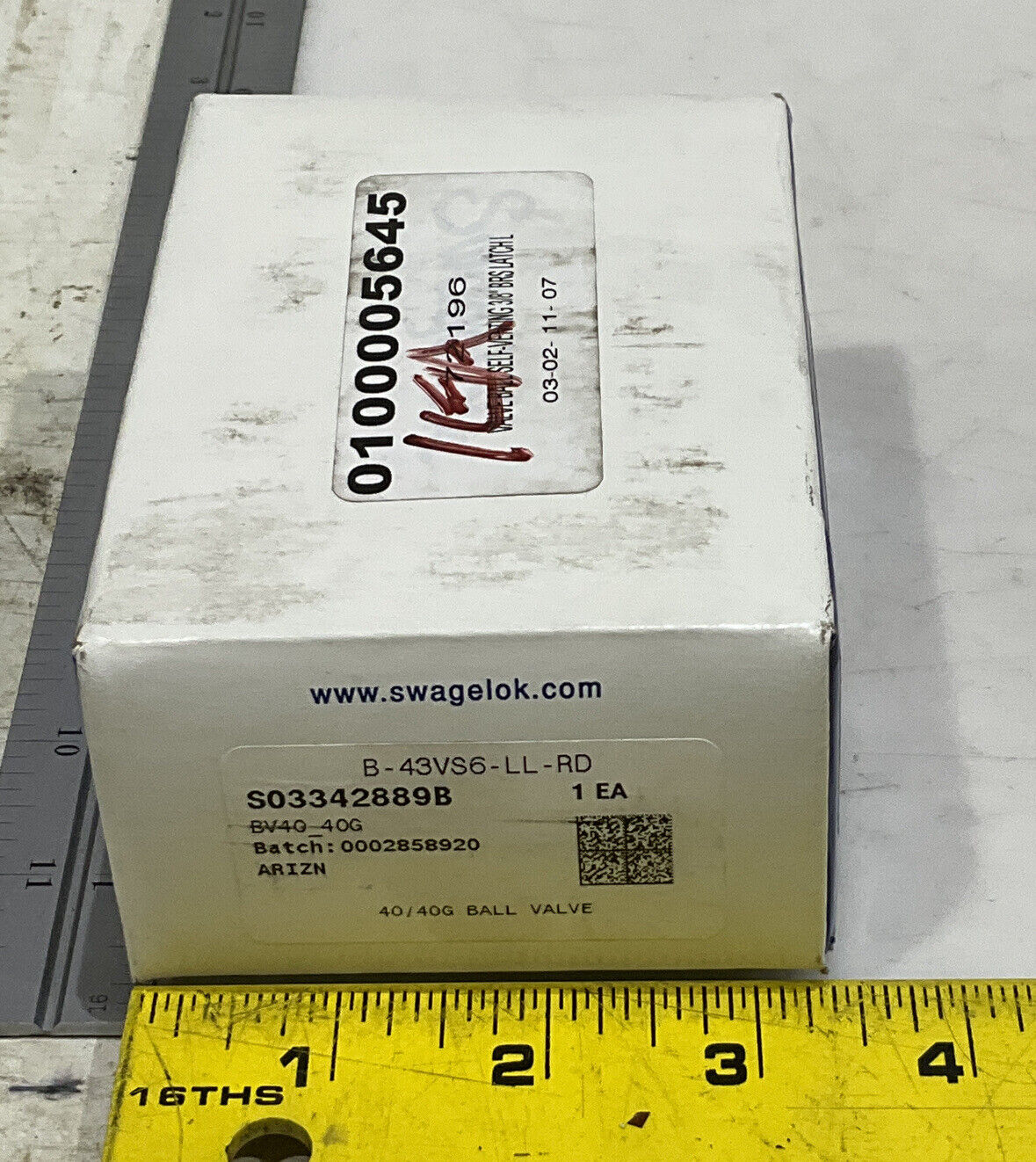 SWAGELOK B-43VS6-LL-RD BALL VALVE 373