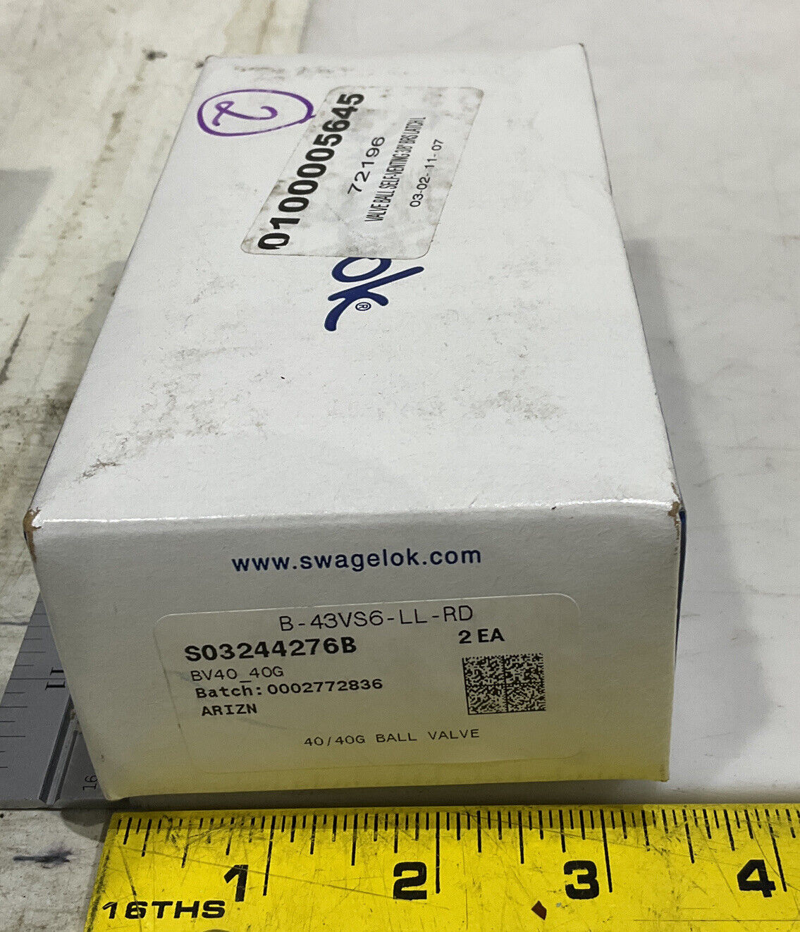 SWAGELOK B-43VS6-LL-RD BALL VALVE LOT OF 2 373
