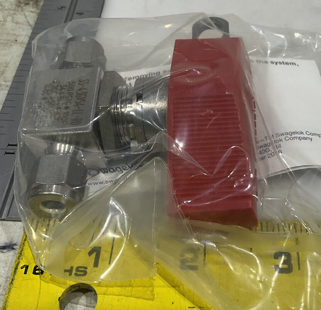 SWAGELOK SS-43GVS4-LL-RD BALL VALVE LOT OF 2 373