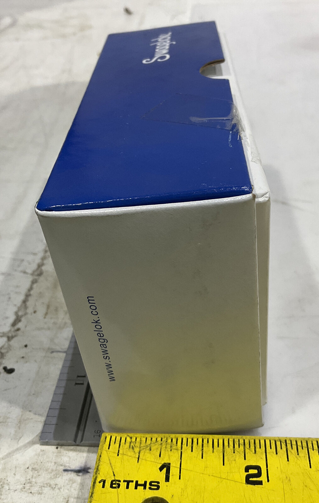 SWAGELOK SS-43GVS4-LL-RD BALL VALVE LOT OF 2 373
