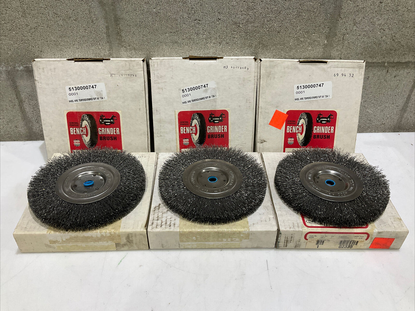 WEILER 02335 OM-7 BENCH GRINDER BRUSH 7” .014 1/2”-5/8” HOLE LOT OF 6373