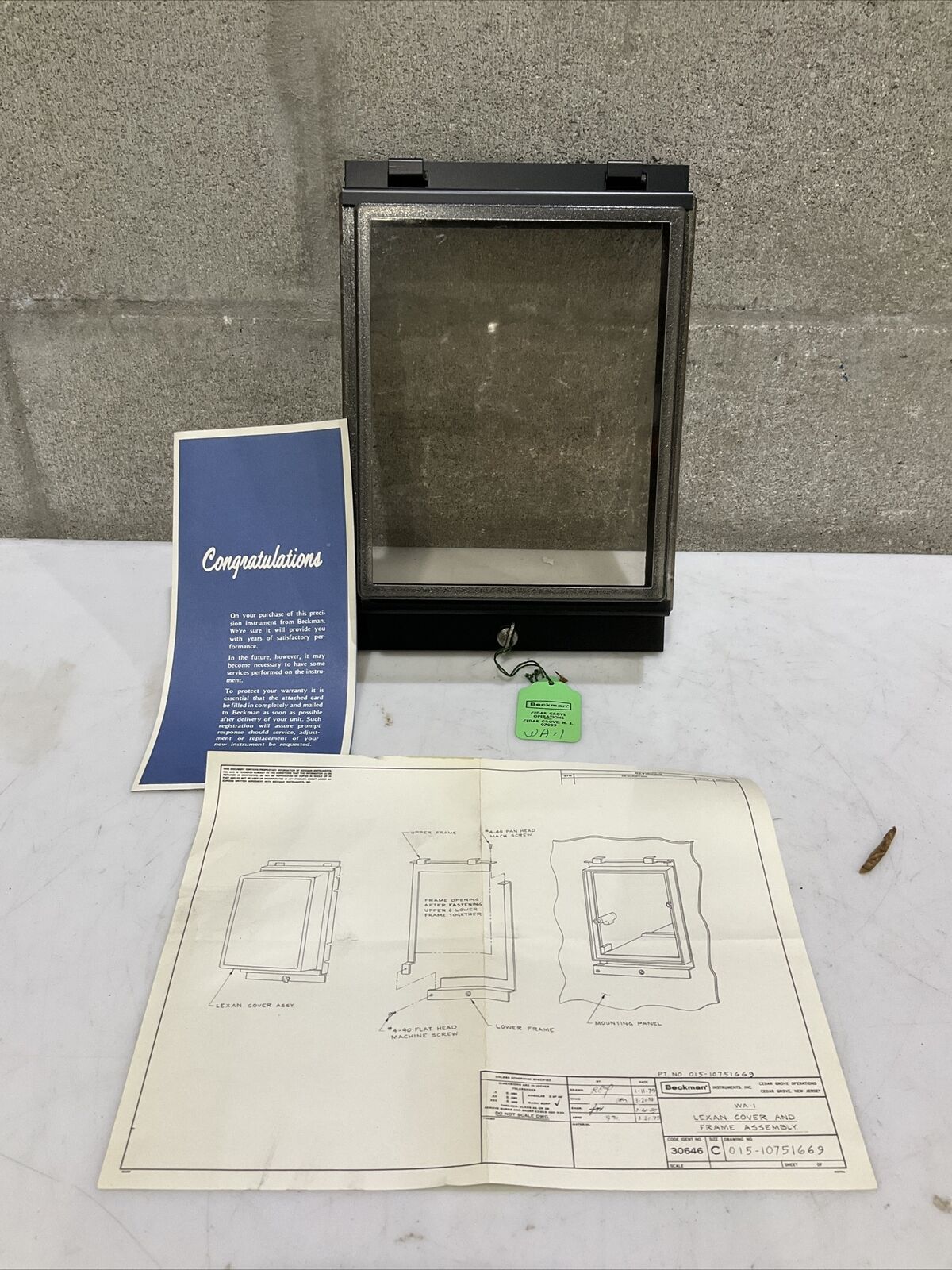 BECKMAN 30646 015-10751669 WA-1 LEXAN COVER & FRAME ASSEMBLY SERIES C 373