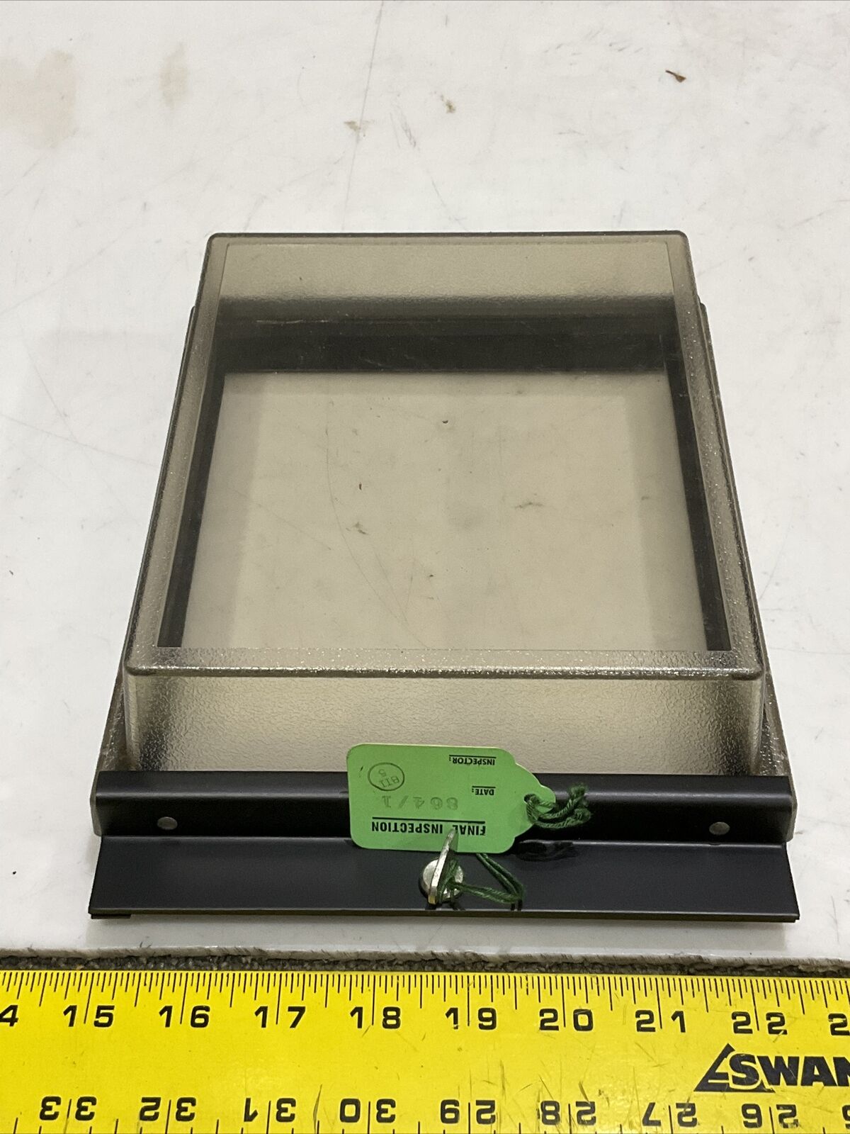 BECKMAN 30646 015-10751669 WA-1 LEXAN COVER & FRAME ASSEMBLY SERIES C 373