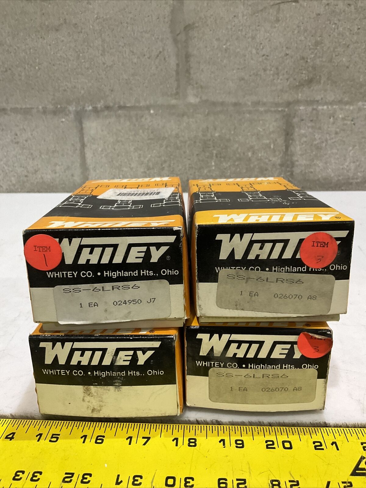 WHITEY SWAGELOK SS-6LRS6 COMPRESSION GLOBE VALVE 3/8” LOT OF 4 373