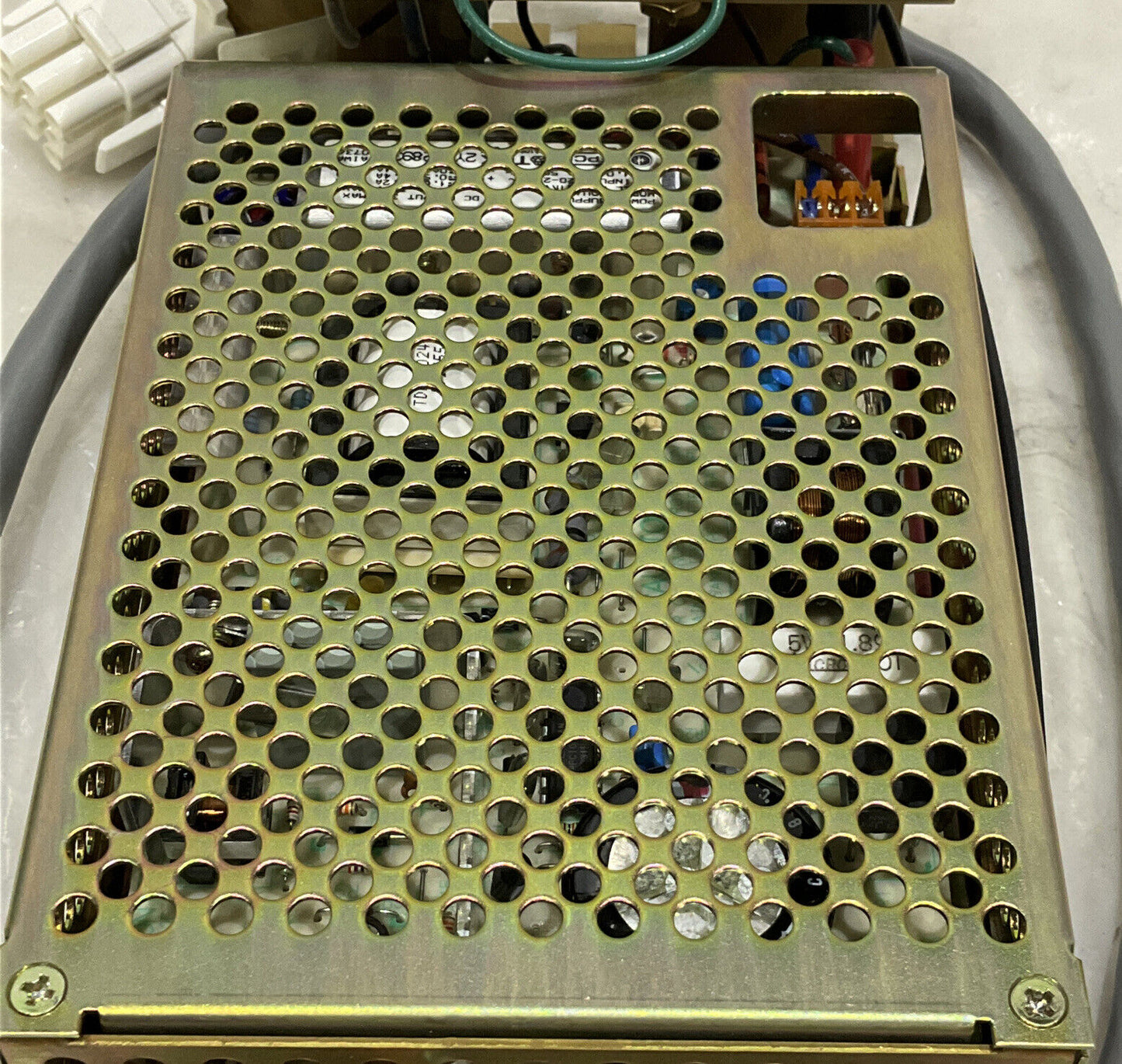 TRICONEX 3100015-100 POWERSUPPLY 373