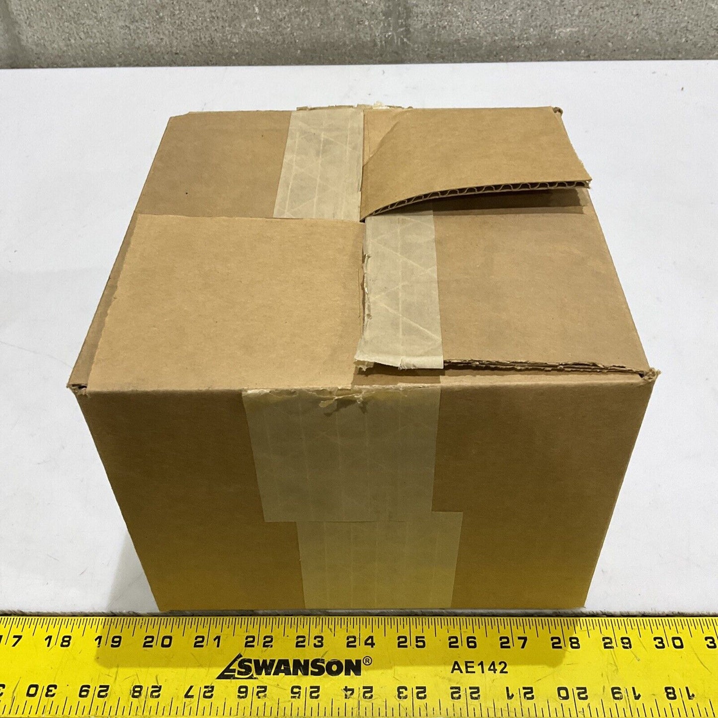 ASHCROFT 46-1188-AS-02L-150IW LEVEL BELLOWS GAUGE 4-1/2” 150IW 373