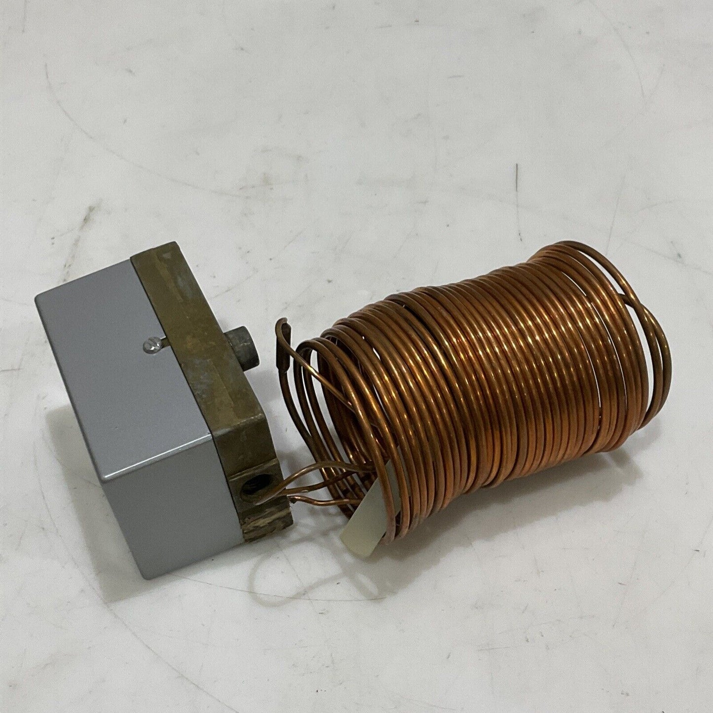 POWERS 184-0004 048904 TEMPERATURE TRANSMITTER 35 TO 135 373
