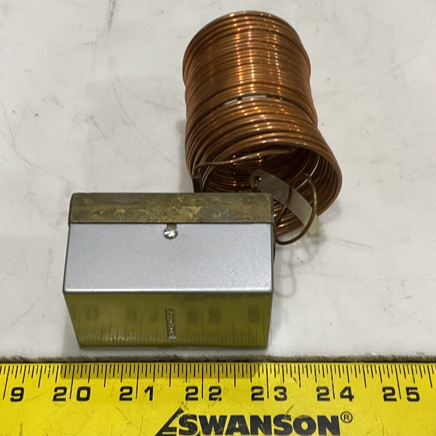 POWERS 184-0004 048904 TEMPERATURE TRANSMITTER 35 TO 135 373
