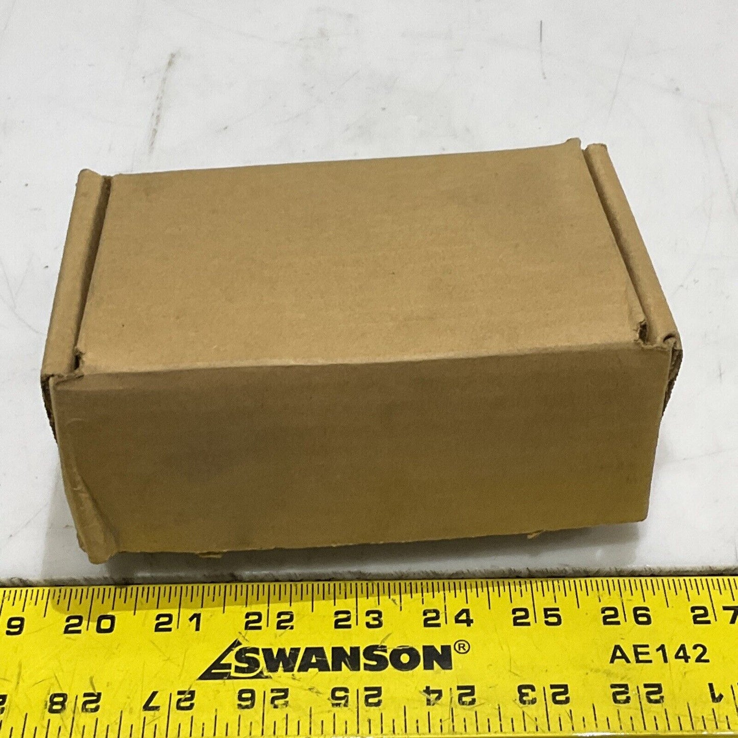 POWERS 184-0004 048904 TEMPERATURE TRANSMITTER 35 TO 135 373