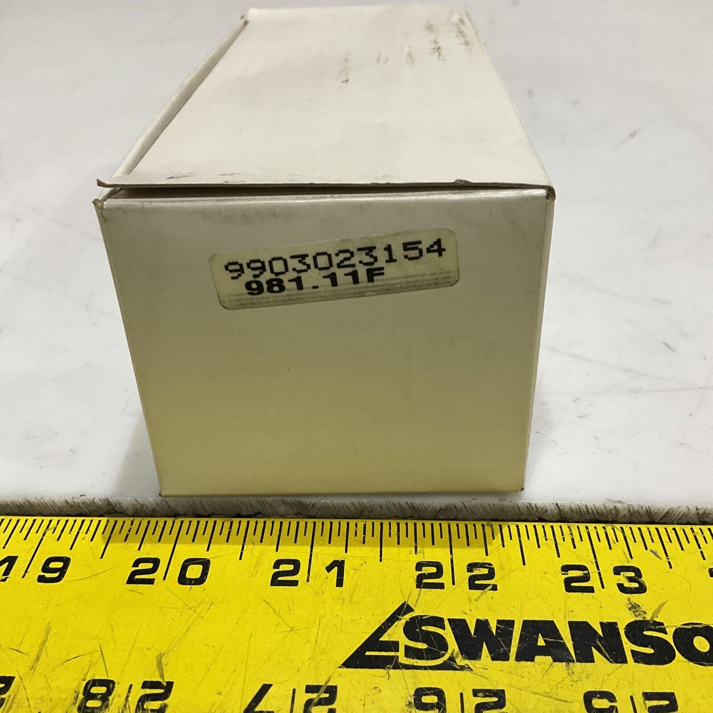 CAL CONTROLS 981.11F 9903023154 AUTOTUNE PID TEMPERATURE CONTROLLER LOT OF 2 373