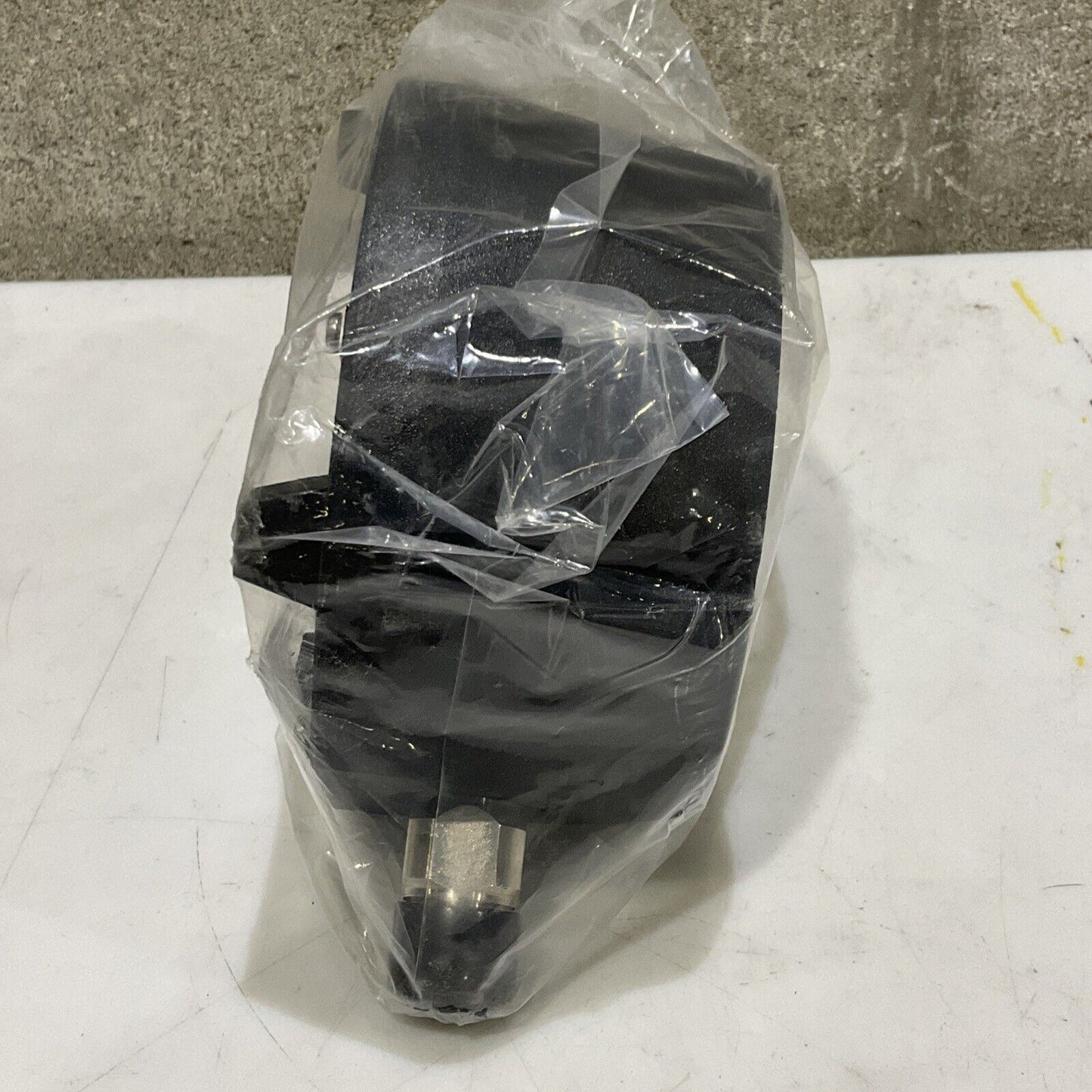 REPTEMP PT45P1A2P18-G-T GLYCERINE FILLED PRESSURE GAUGE 0-100 PSI 4-1/2” 373