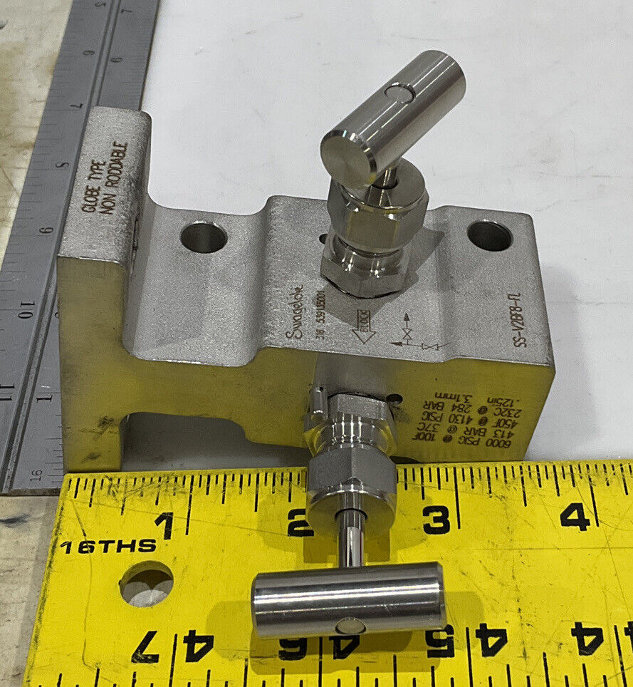 SWAGELOK SS-V2BF8-FL 2-VALVE INSTRUMENT MANIFOLD BALL TIP 373