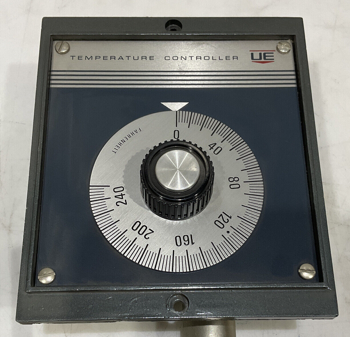 UNITED ELECTRIC MODEL 602 6BS 0-250 F TEMPERATURE CONTROLLER 373