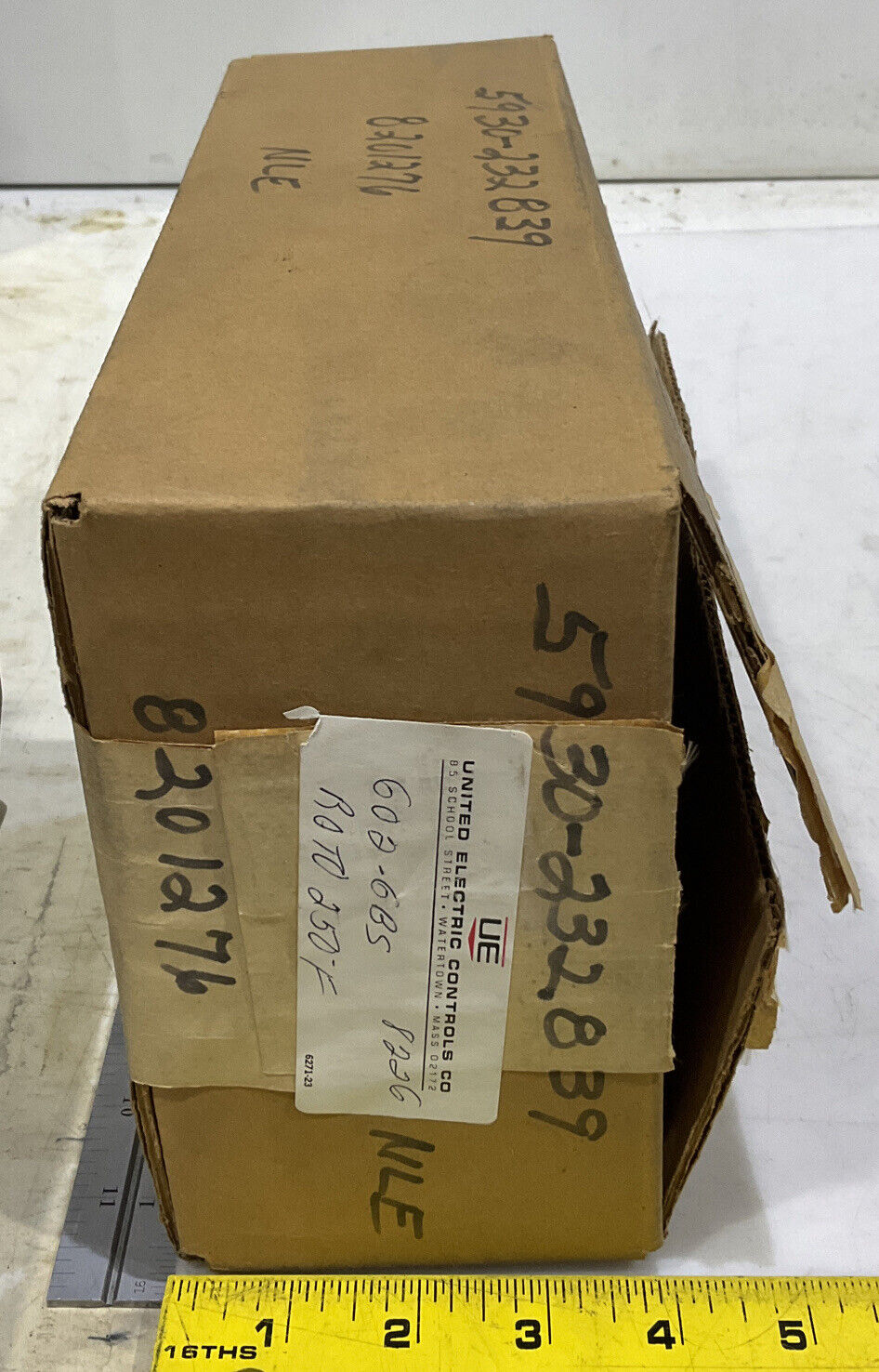 UNITED ELECTRIC MODEL 602 6BS 0-250 F TEMPERATURE CONTROLLER 373