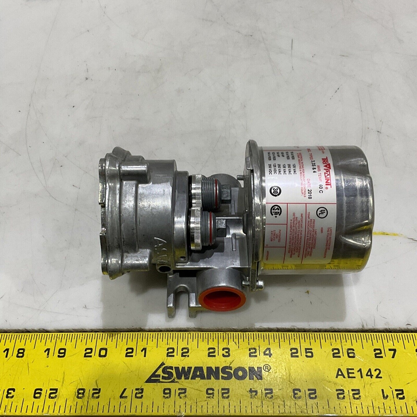 ASCO TRI-POINT T 22375112 SA11D PRESSURE AND TEMPERATURE SWITCH 373