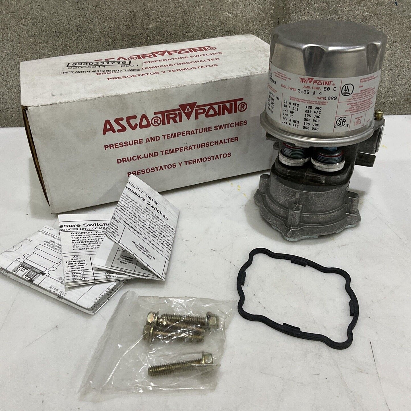 ASCO TRI-POINT SA11D T 552009 PRESSURE AND TEMPERATURE SWITCH