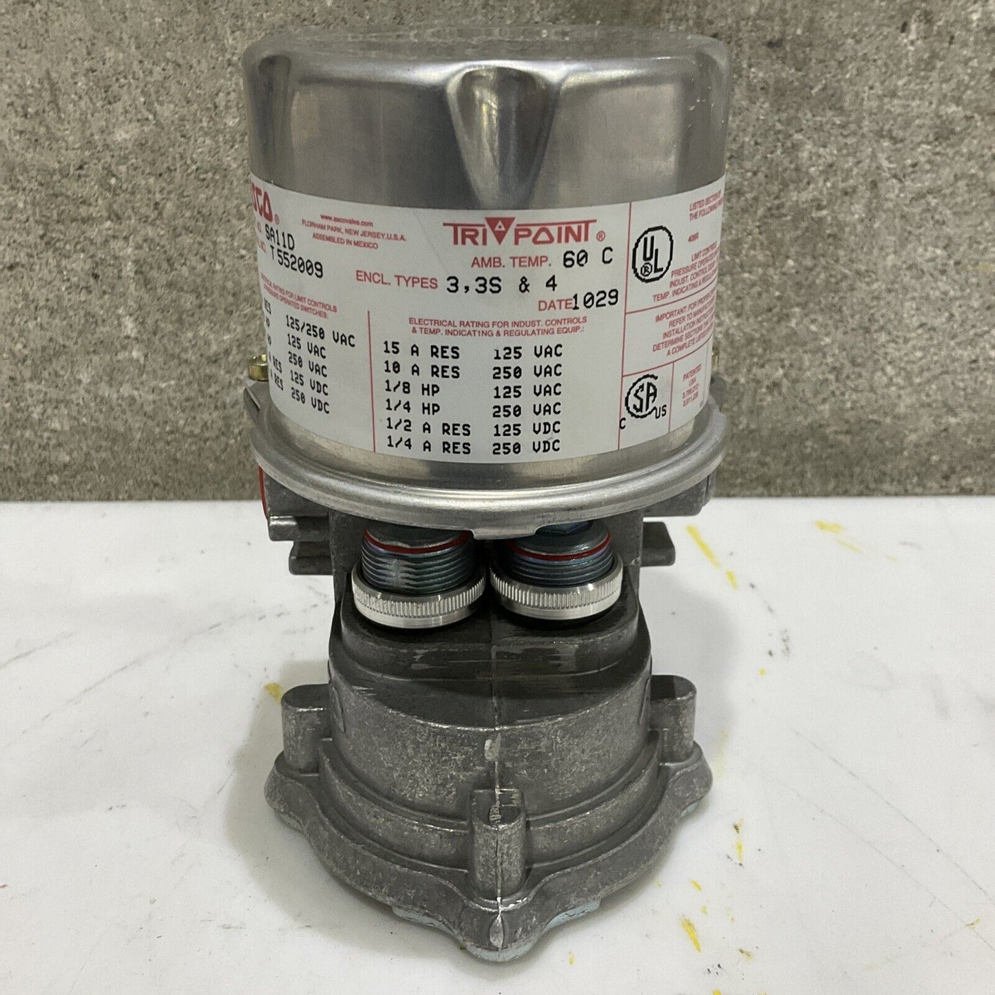 ASCO TRI-POINT SA11D T 552009 PRESSURE AND TEMPERATURE SWITCH