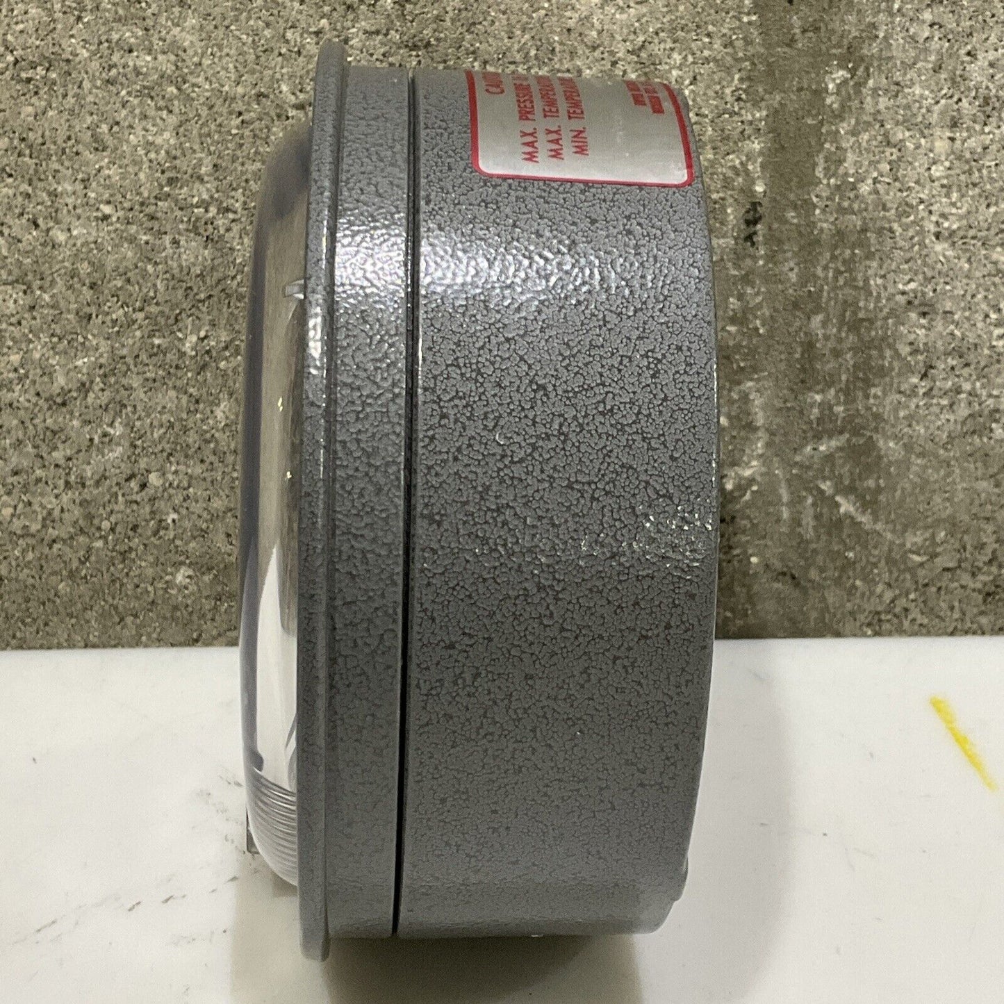DWYER 2015 MAGNEHELICDIFFERENTIALPRESSURE GAUGE 15 PSIG 373