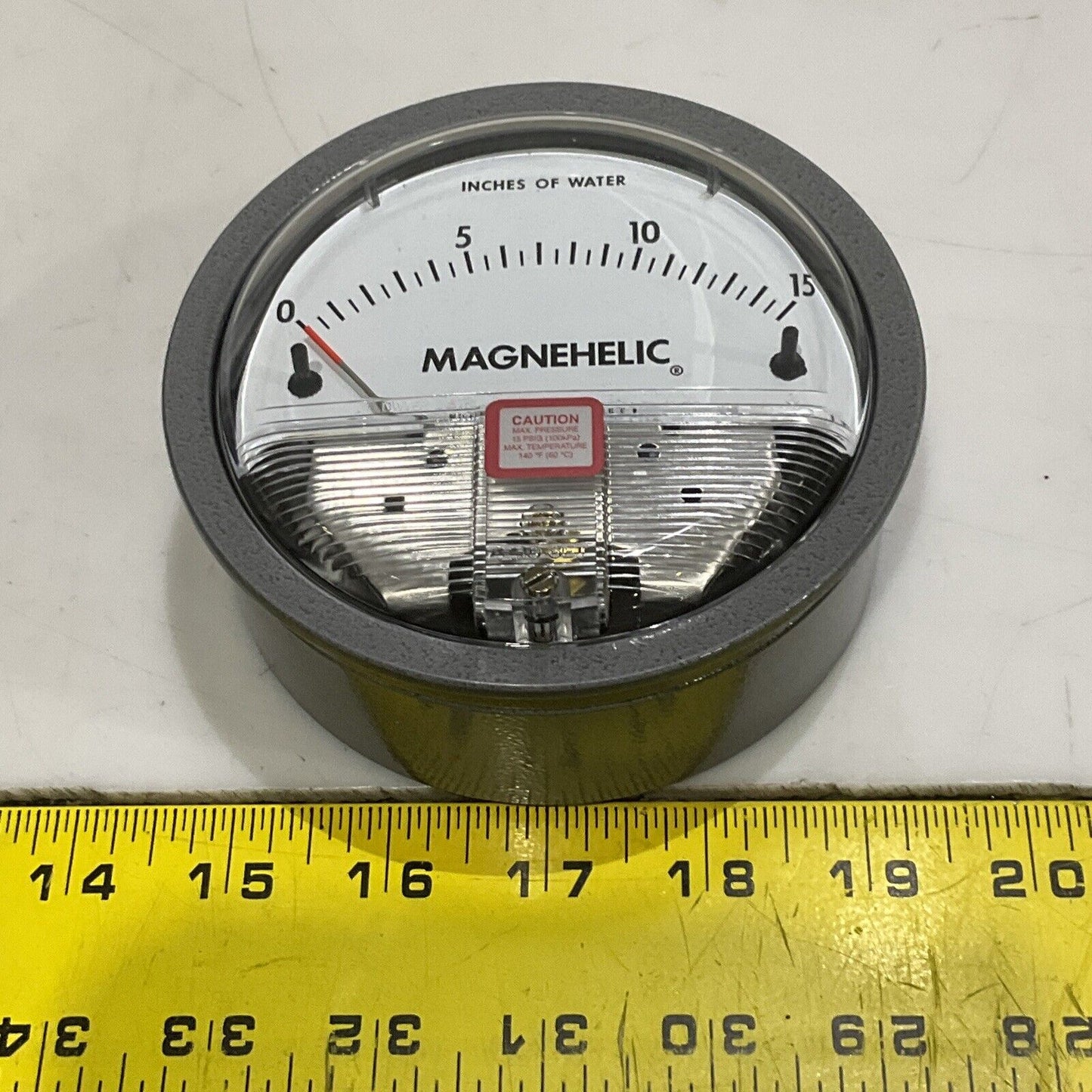 DWYER 2015 MAGNEHELICDIFFERENTIALPRESSURE GAUGE 15 PSIG 373