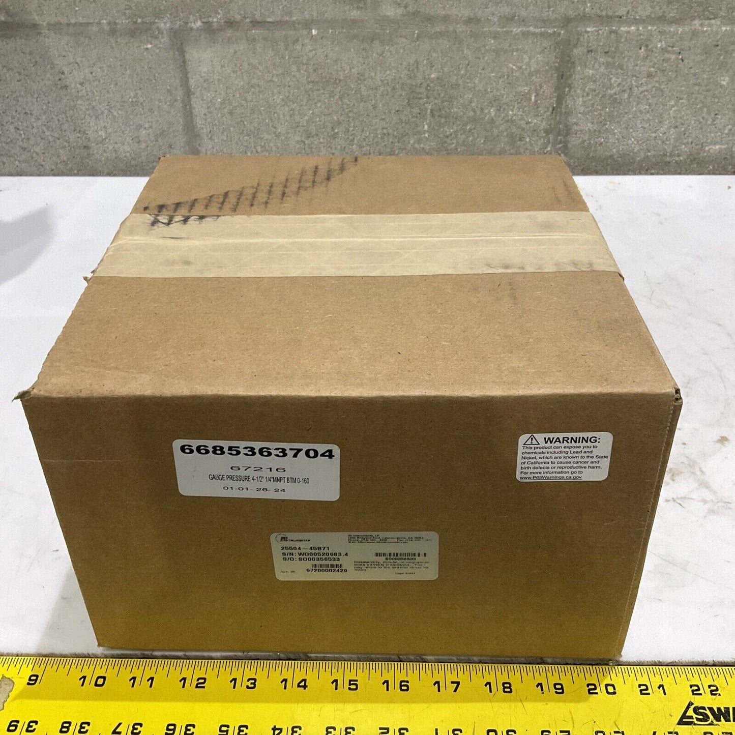 3D INSTRUMENTS 25504-45B71 PRESSURE GAUGE 4-1/2” 1/4” NPT 0-160 PSI 373
