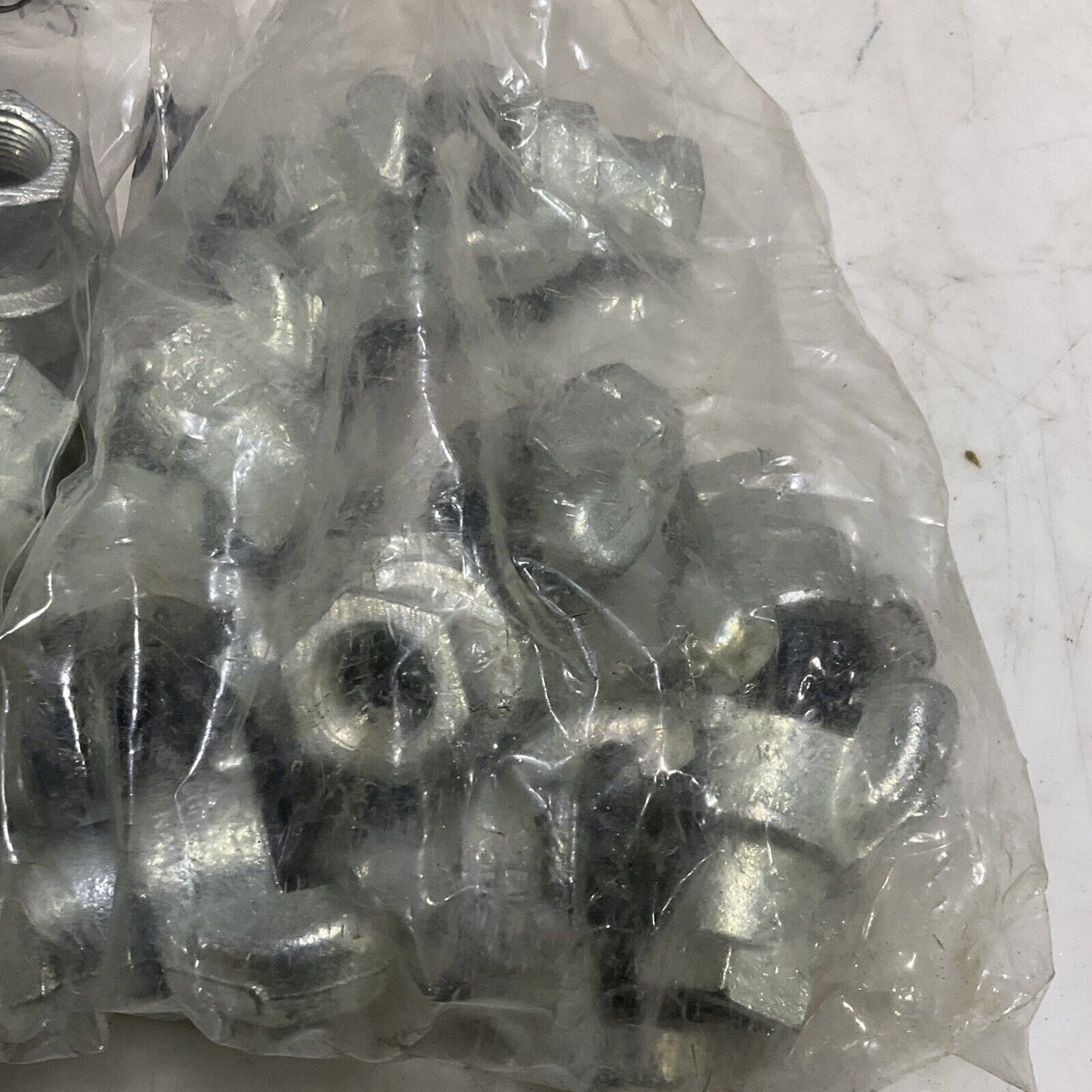 DIXON AM3 IRON AIR KING FEMALE NPT END WITH CLIPS LOT OF 47 373