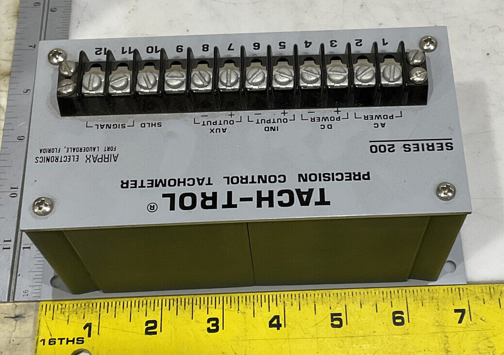 AIRPAX 080255-1111 1-900HZ PRECISION CONTROL TACHOMETER 373