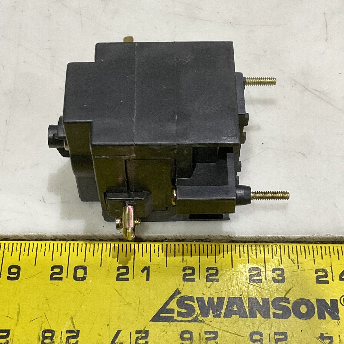 SQUARE D 8501XDLV62 MECHANICAL LATCHING RELAY SERIES B 373