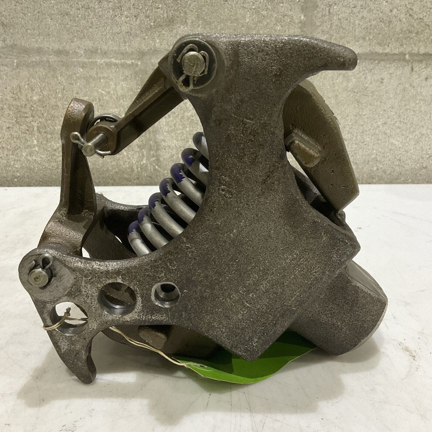GENERAL ELECTRIC 105F104AE 18 18 B04 GOVERNOR 373