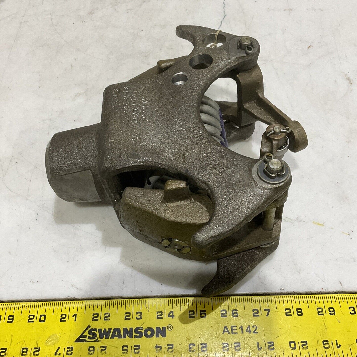GENERAL ELECTRIC 105F104AE 18 18 B04 GOVERNOR 373