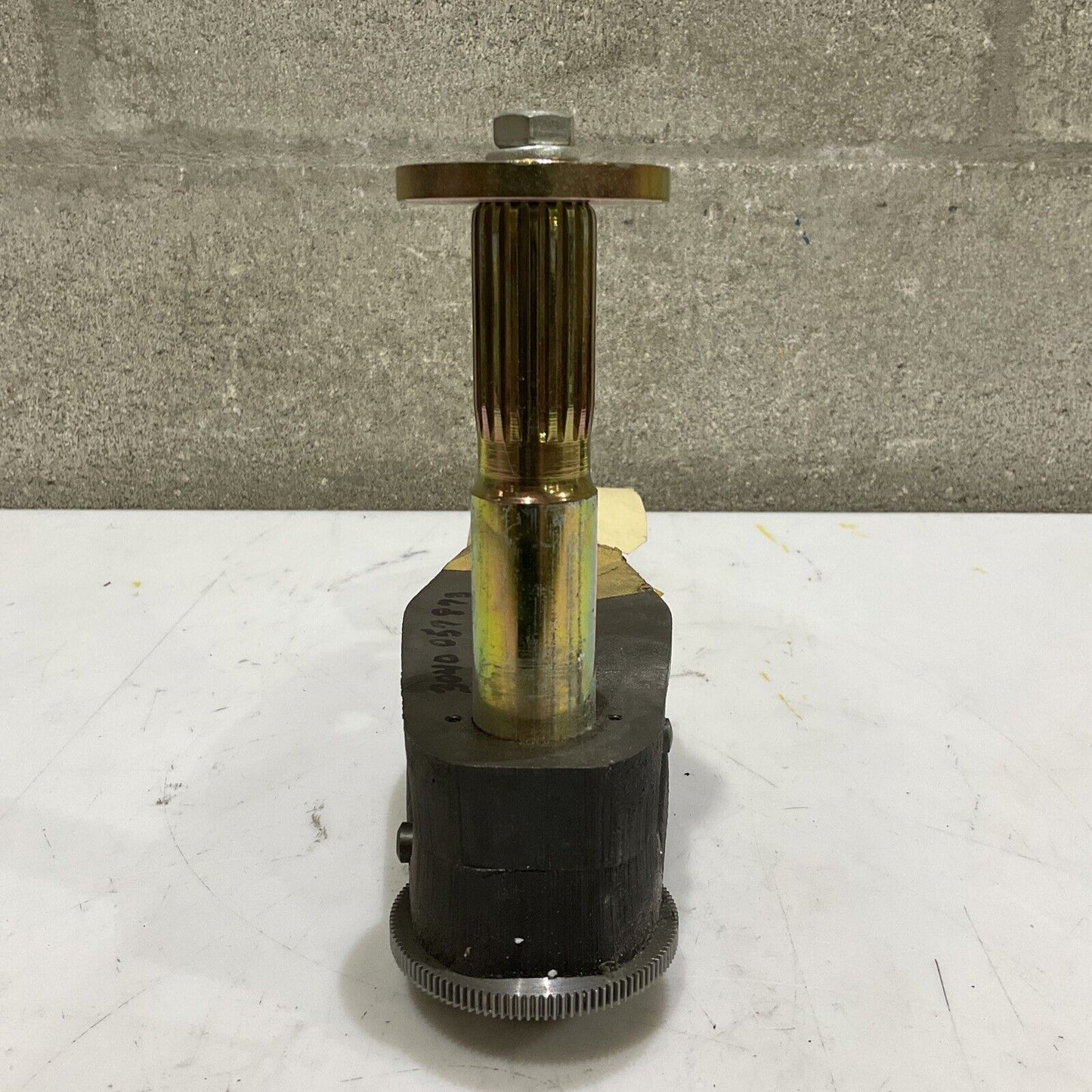 JORDAN CONTROLS INC. 68C-018983-001 OUTPUT DRIVE SHAFT ARID CONTROLS 373