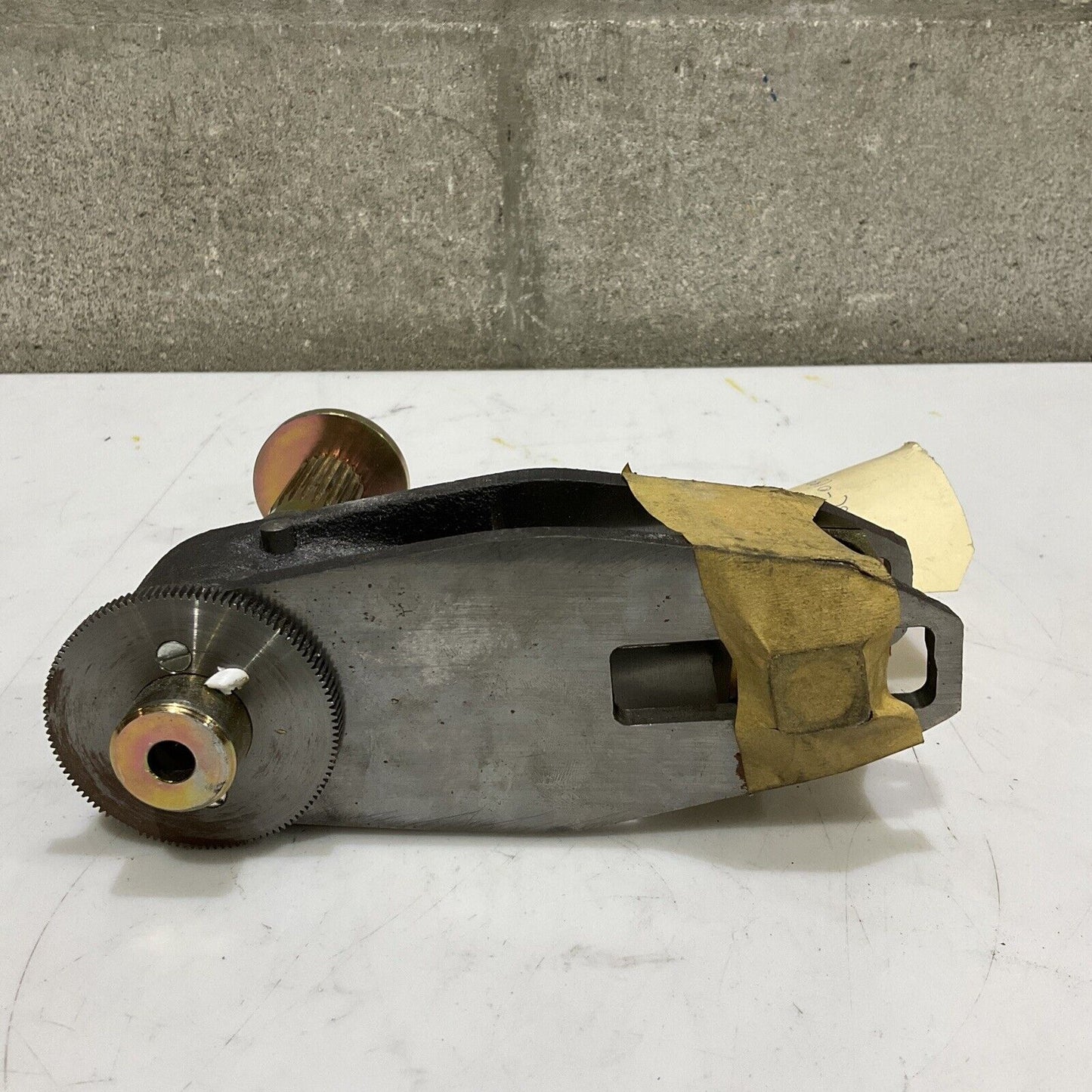 JORDAN CONTROLS INC. 68C-018983-001 OUTPUT DRIVE SHAFT ARID CONTROLS 373