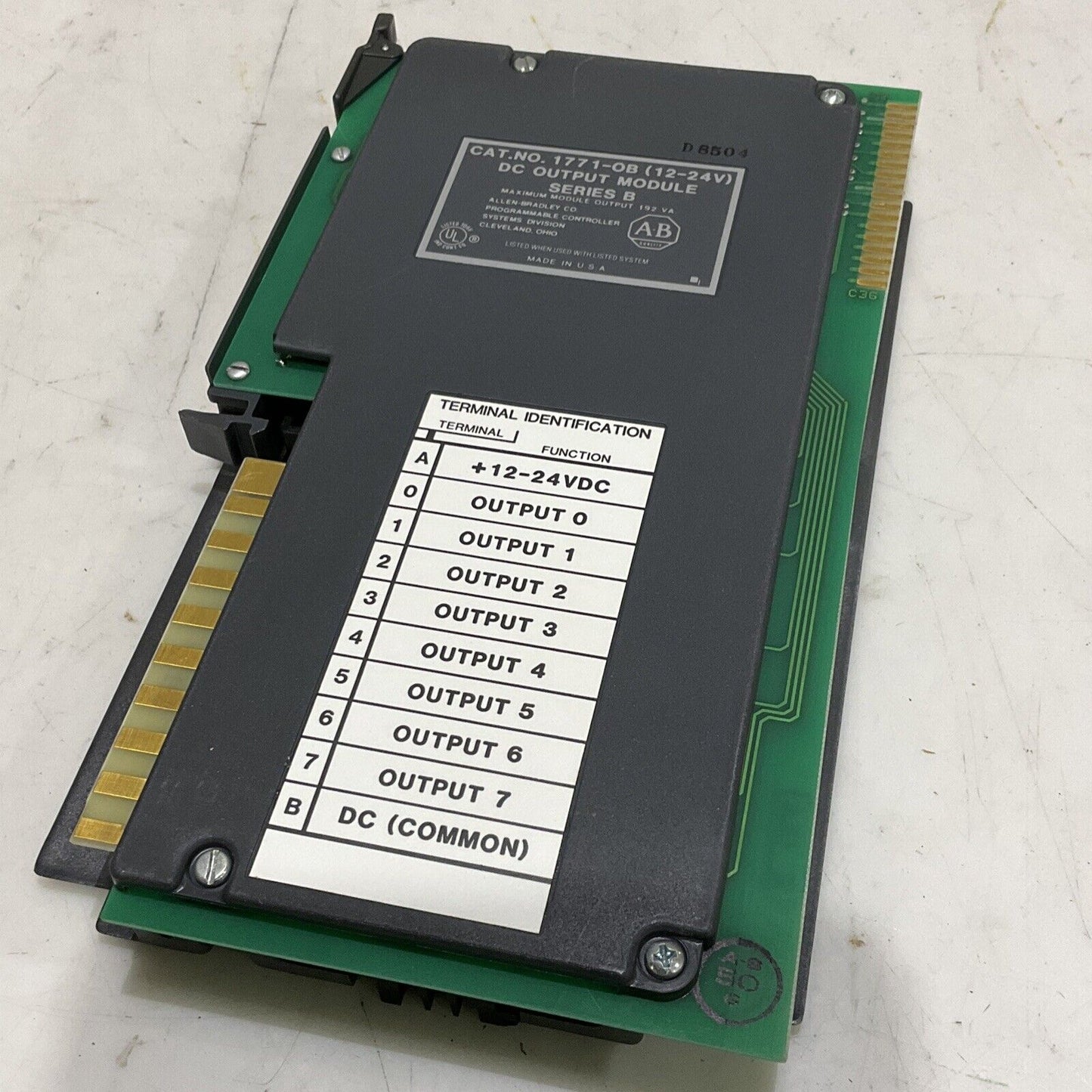 ALLEN BRADLEY 1771-OB OUTPUT MODULE SERIES B 12-24V 373