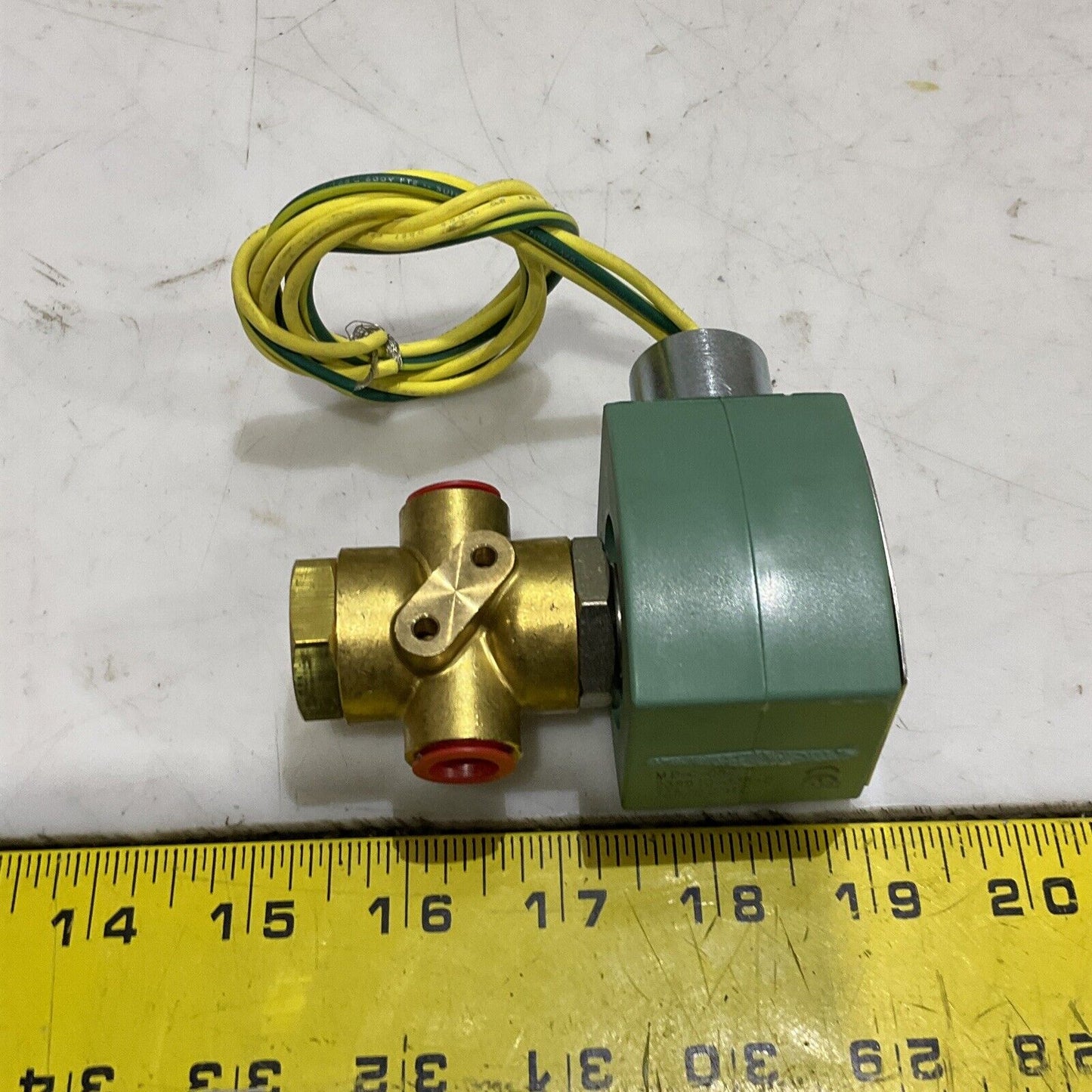 ASCO HC8320G184 SOLENOID VALVE 1/4” 115 PSI 24 W 125 DC 373