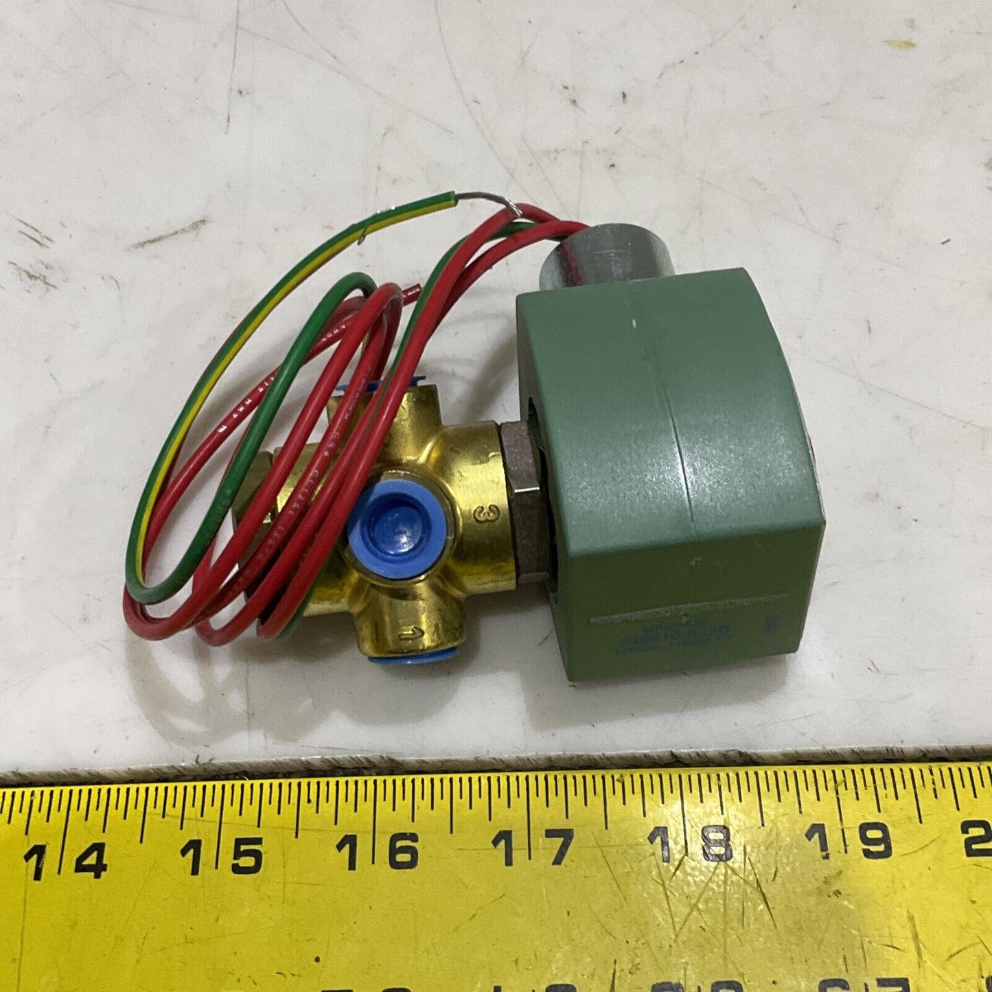 ASCO 8320G178 SOLENOID VALVES 20 PSI 1/4” 10.1 W 373