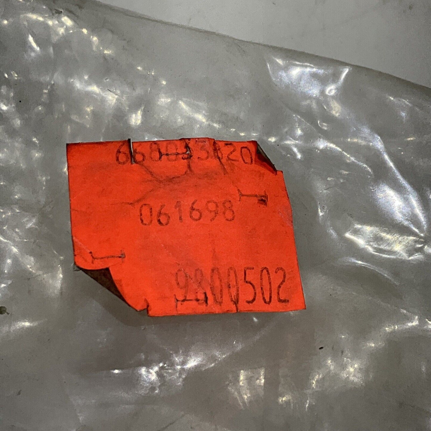 BROOKS INSTRUMENT DIVISION FC8800 8802D3L2B1CA FLOW CONTROLLER 373
