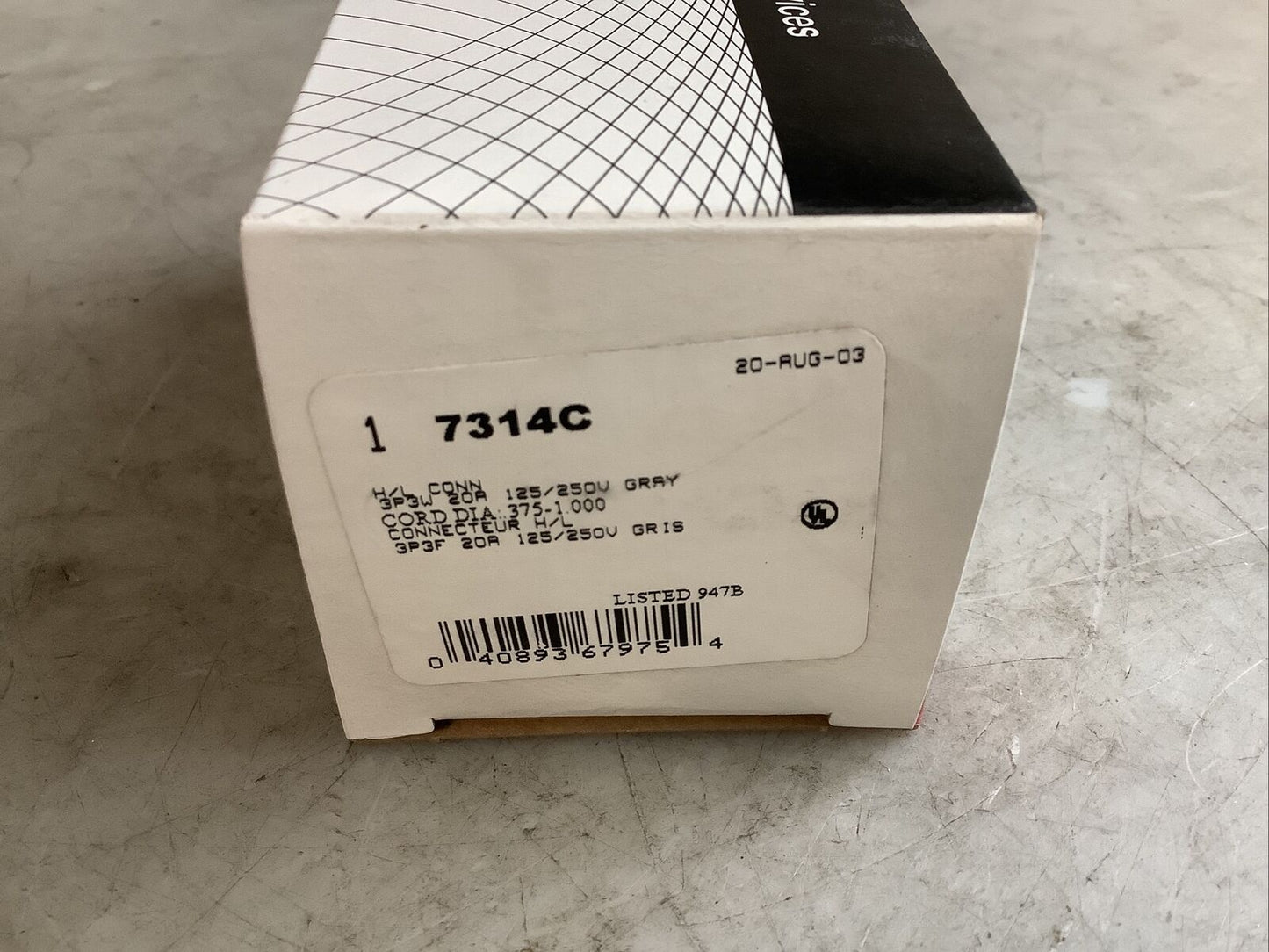 COOPER 7314C TWIST-LOCK CONNECTOR GRAY 3P 3W 373