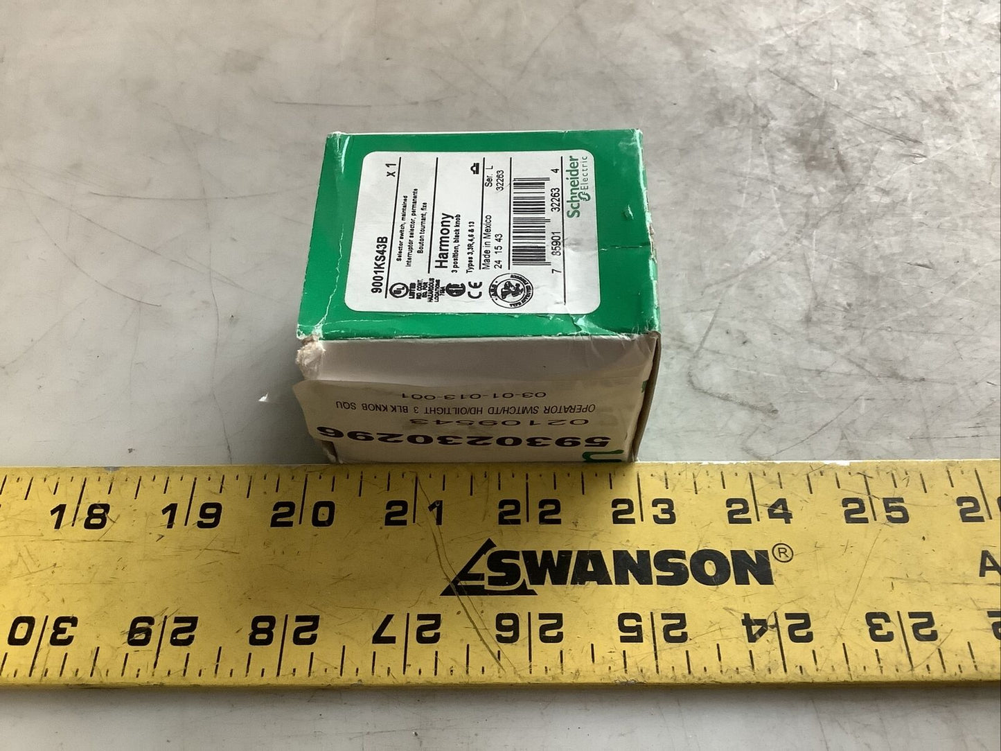 SCHNEIDER 9001KS43B SELECTOR SWITCH 3 POSITION BLACK NOB 373