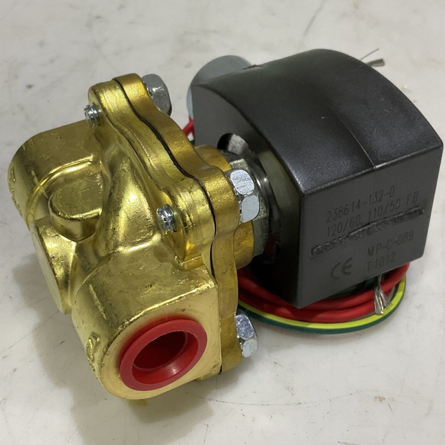 ASCO EF8210G006 T446682 SOLENOID VALVE 3/8 5-300 PSI 17.1 W 373