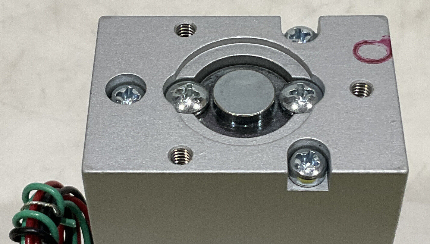 CONTROLAIR 550-CDA 0-5V 3-27PSI ELECTRONIC PRESSURE REGULATOR 373