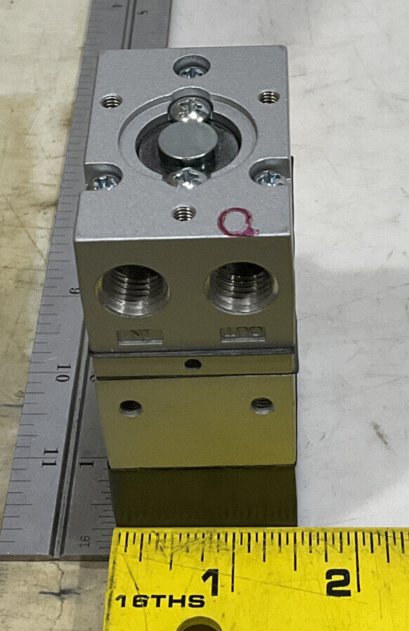CONTROLAIR 550-CDA 0-5V 3-27PSI ELECTRONIC PRESSURE REGULATOR 373