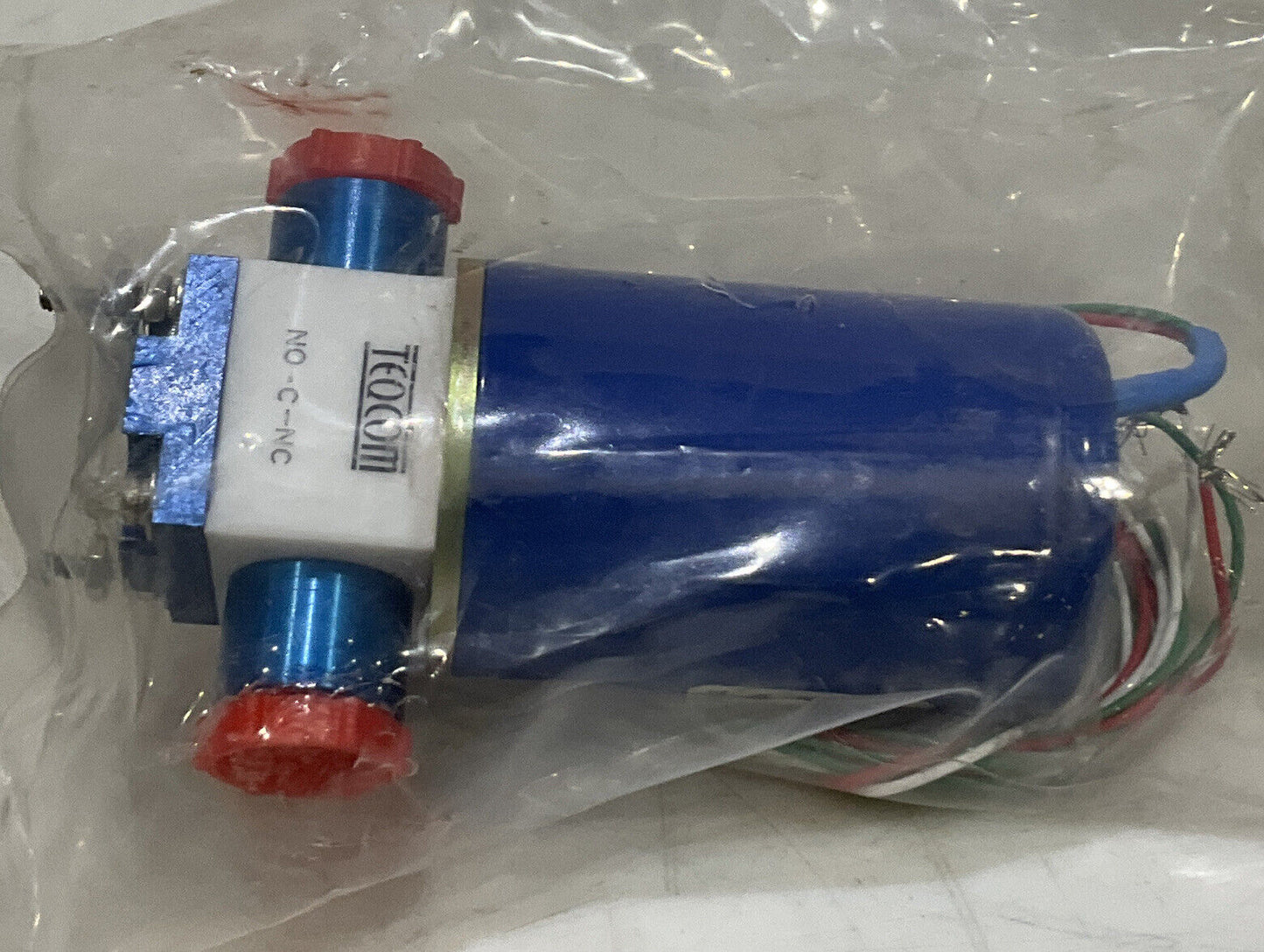 TEQCOM M443W2DFS-LT-36 24 VDC LP NC-C-NO 3-WAY SOLENOID VALVE 373