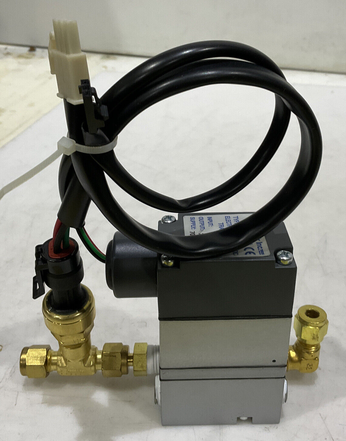 CONTROLAIR 550X 0-5VDC 2-60 PSIG ELECTRIC TO PNEUMATIC TRANSDUCER 373