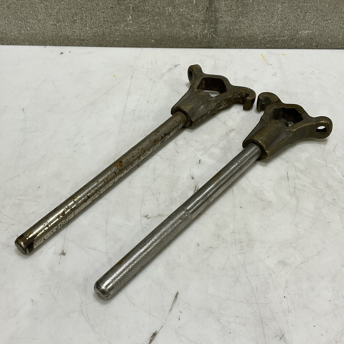 ELKHART S-454 ADJUSTABLE SPANNER WRENCH 2-1/2" BRASS LOT OF 2 373